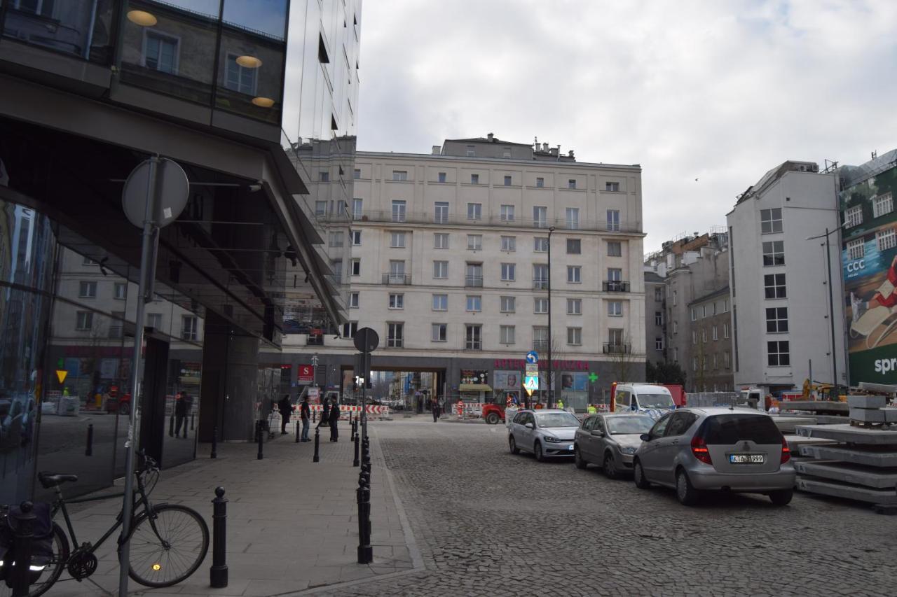 Be My Guest - Krucza Elegant Apartment - Rondo De Gaulle'A Center Of Warsaw Metro Wi-Fi Breakfast מראה חיצוני תמונה