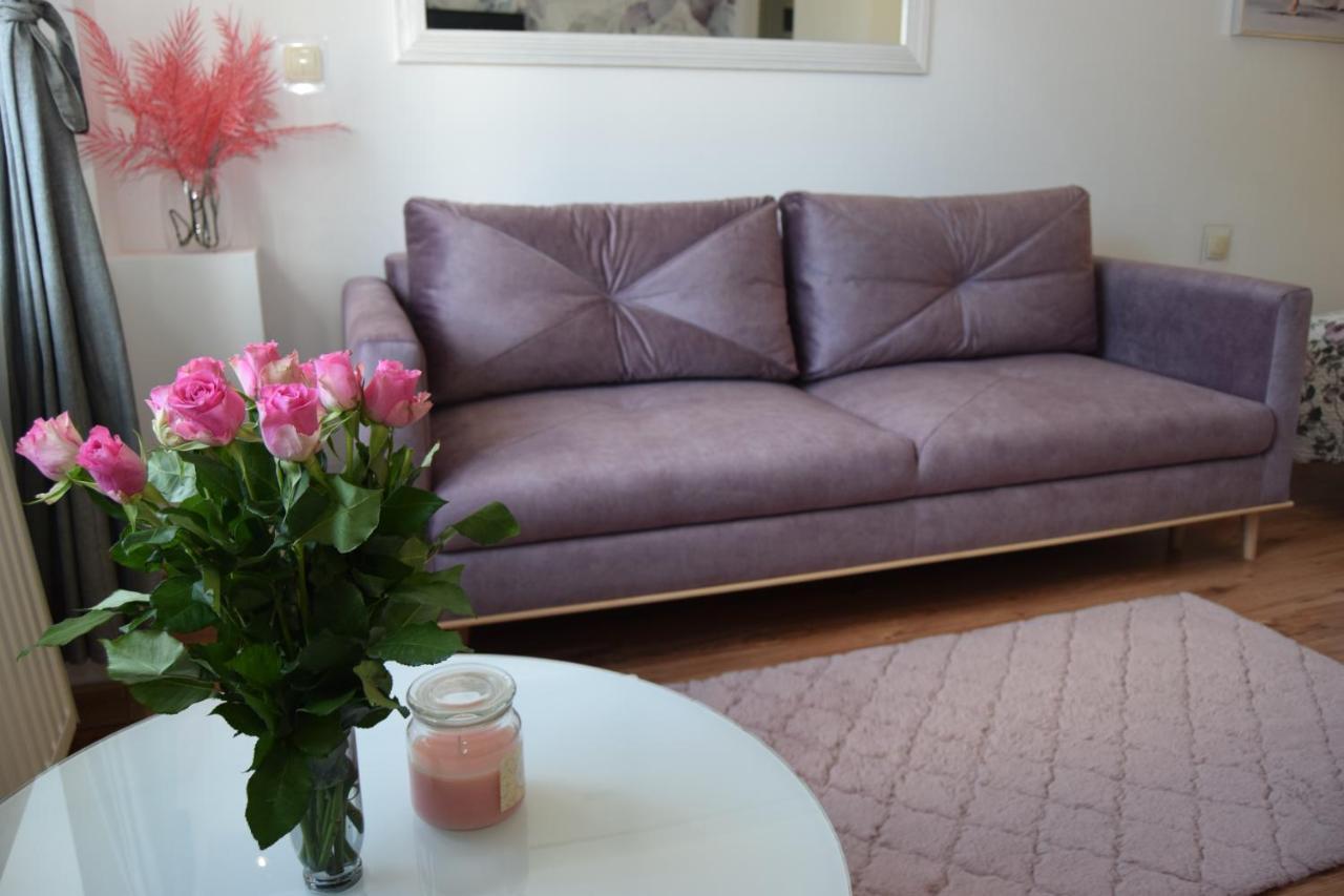 Be My Guest - Krucza Elegant Apartment - Rondo De Gaulle'A Center Of Warsaw Metro Wi-Fi Breakfast מראה חיצוני תמונה